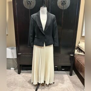 WHBM 3/4 sleeve tuxedo blazer